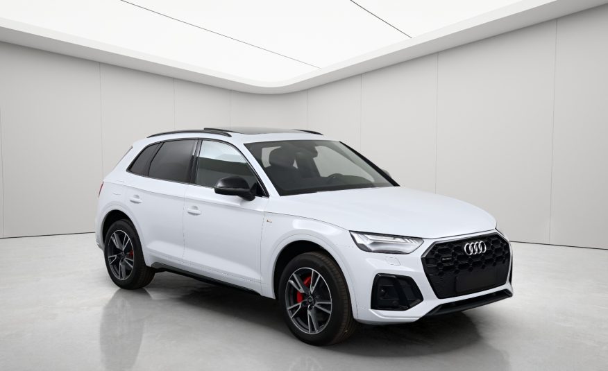 2022 Audi Q5 55 TFSI e Quattro S Line