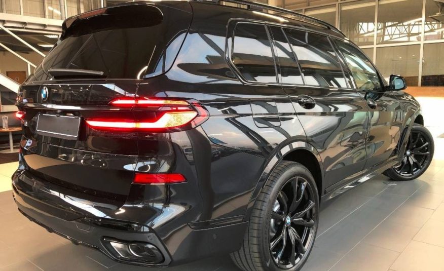 2023 BMW X7 xDrive40d M Sport